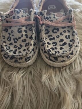 Hey Dude Kids' Leopard Print Casual Shoes with Pink Laces Size 9y
